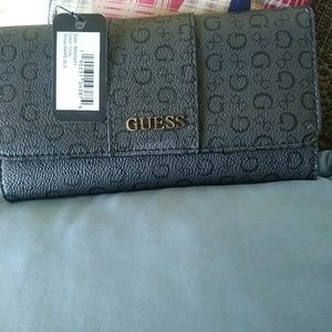 Guess Women TriFold Wallet